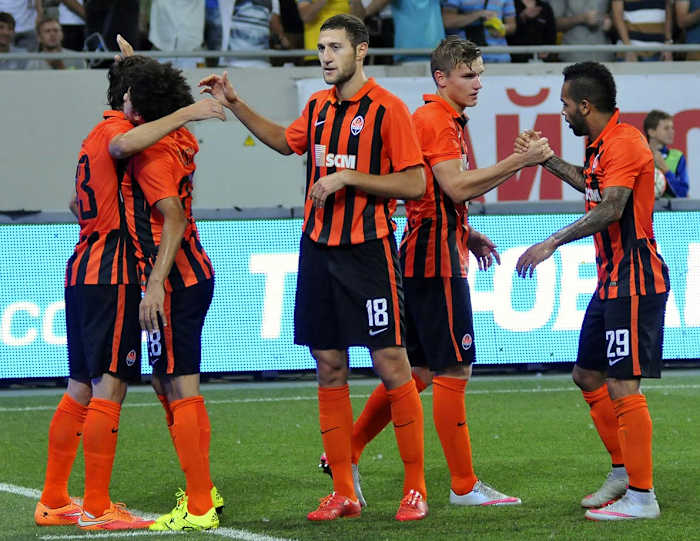 2015-Shakhtar-Donetsk.jpg