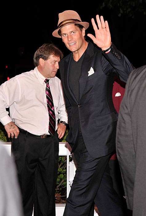 130506133411-tom-brady-derby-single-image-cut.jpg
