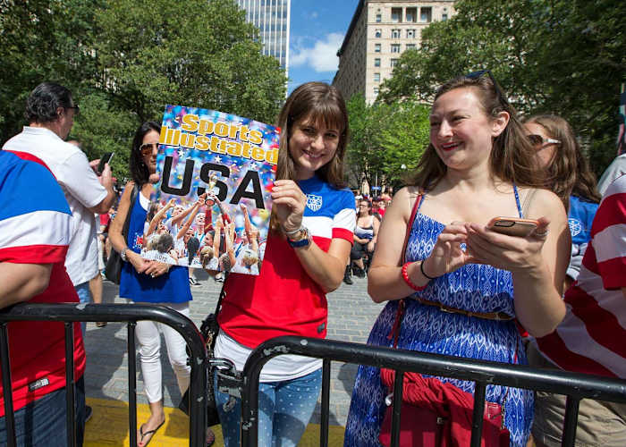 USWNT-parade-NYC-X159775_TK1_004.jpg