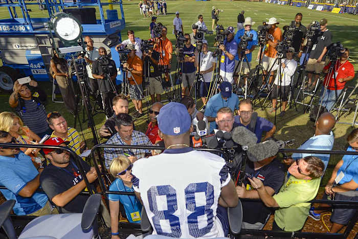Dallas-Cowboys-Dez-Bryant-media.jpg