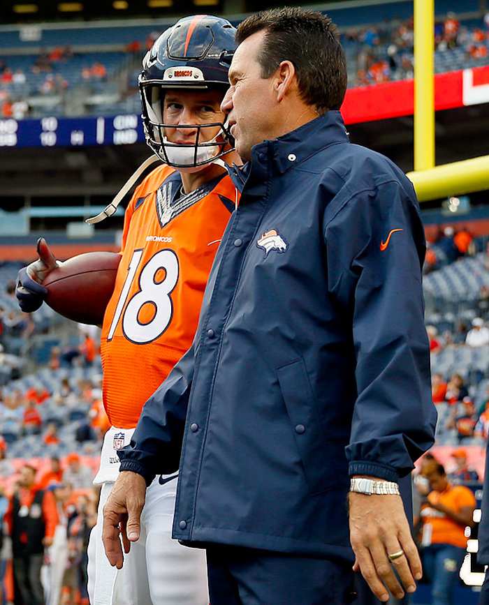 Denver-Broncos-Peyton-Manning-Gary-Kubiak.jpg