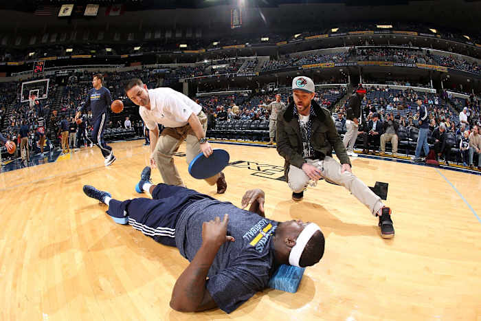 2014-1207-Justin-Timberlake-Zach-Randolph.jpg