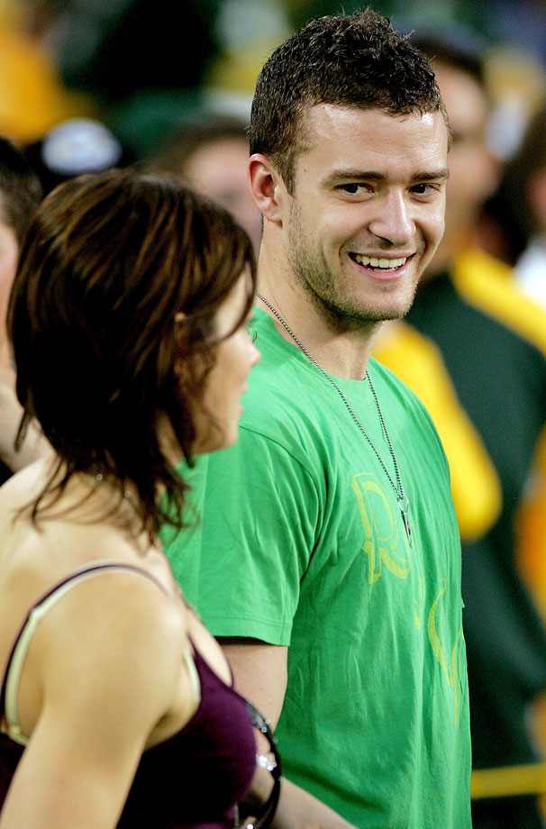 2007-justin-timberlake-jessica-biel-packers-bears.jpg