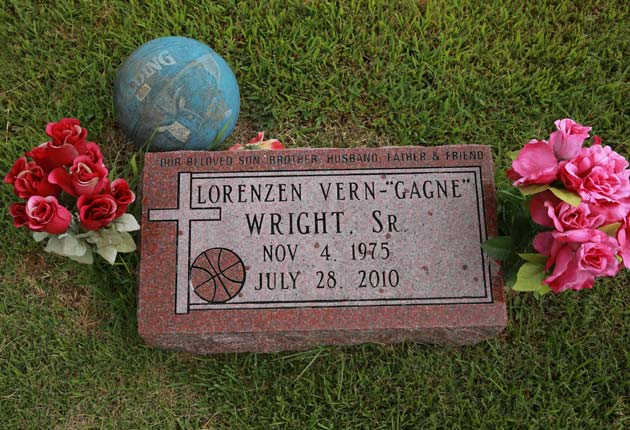 lorenzen-wright-graveyard.jpg