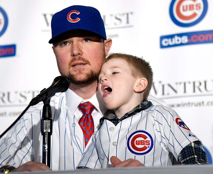 Jon-Lester-son-Hudson.jpg