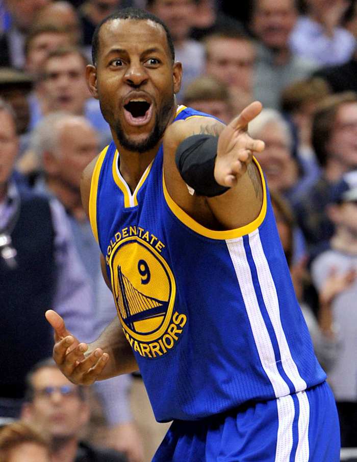 Andre-Iguodala-2014-1216-foul-face-react.jpg