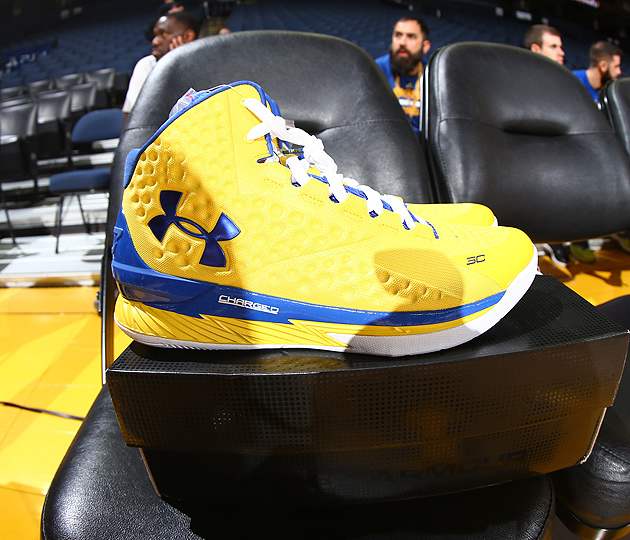 stephen-curry-warriors-nba-finals-under-armour-curry-1.jpg