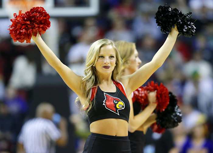 Louisville-cheerleaders-eaa74c4a3fda4dab901b472d1cc2d973-0_0.jpg