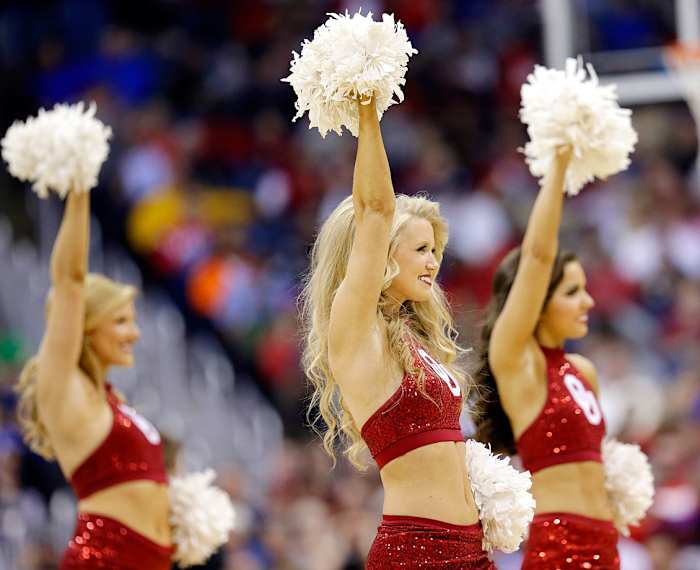Oklahoma-cheerleaders-2d28133d332f49c595d5b449e2397c4e-0_0.jpg