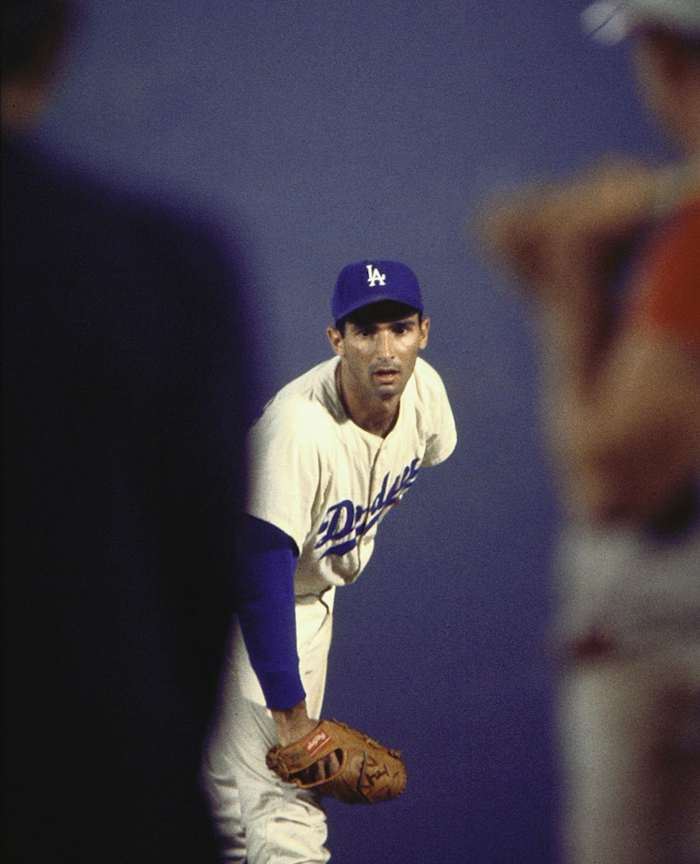1961-Sandy-Koufax-01157671.jpg