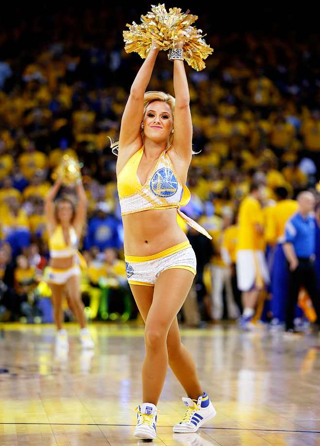 Golden-State-Warriors-Dance-Team-474021974.jpg