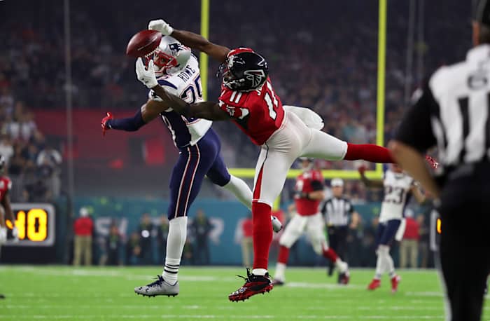 2017-0205-Super-Bowl LI-Julio-Jones-Eric-Rowe-SI713_TK1_05644.JPG
