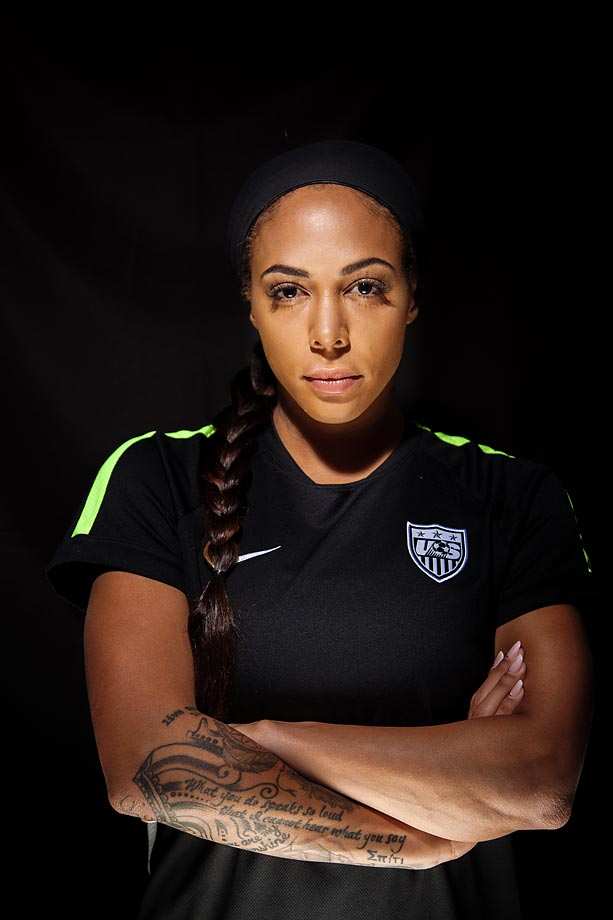 sydney-leroux-X159570_TK3_1744.jpg