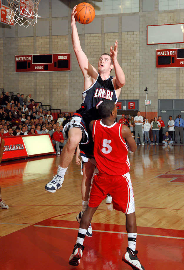 2007-Kevin-Love-Lake-Oswego-Lakers.jpg