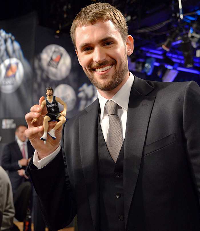 2013-Kevin-Love-Ricky-Rubio-figurine.jpg