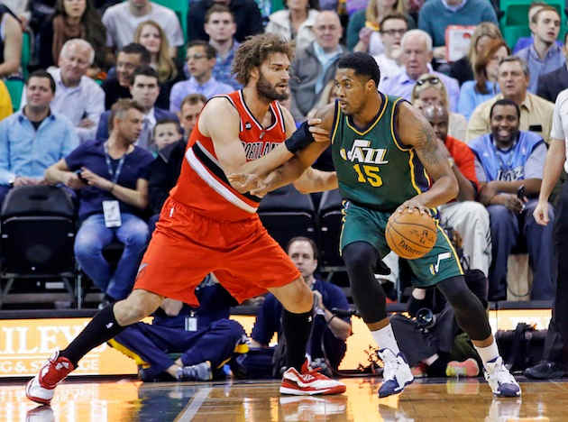 utah-jazz-western-conference-preview-favors.jpg