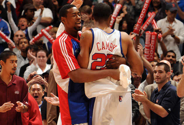 deandre-jordan-marcus-camby.jpg