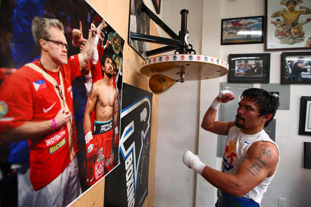 pacquiao-mayweather-gym.jpg