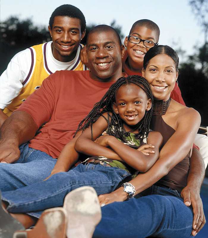 2001-Magic-Johnson-children-Andre-EJ-Elisa-wife-Cookie--001236514.jpg