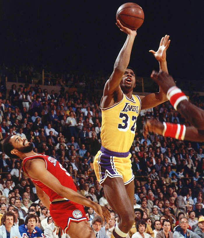1980-Magic-Johnson-001092971.jpg