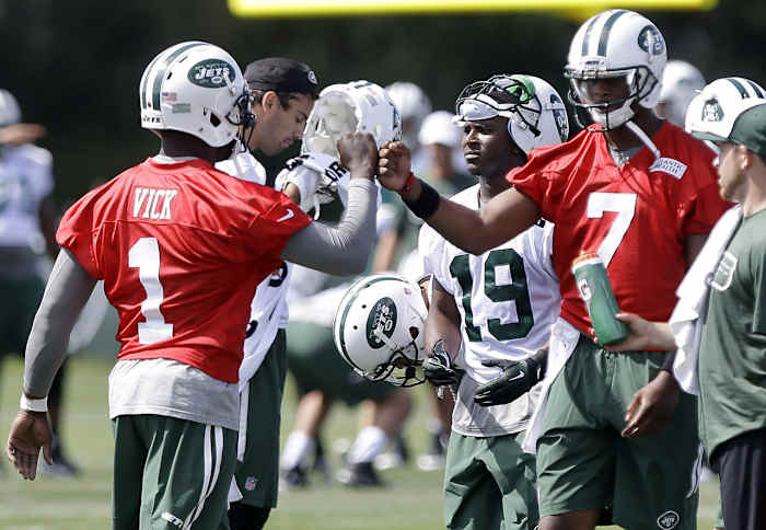 New-York-Jets-MIchael-Vick-Geno-Smith.jpg