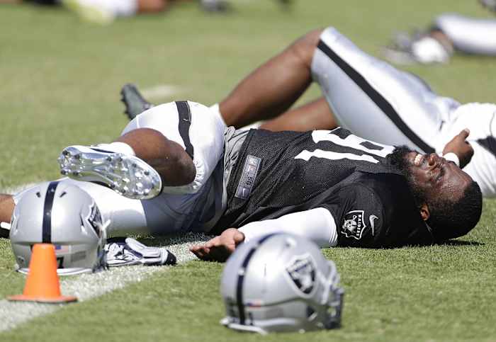 Oakland-Raiders-Justin-Tuck.jpg