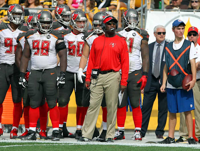 2014-Tampa-Bay-Buccaneers-Lovie-Smith.jpg
