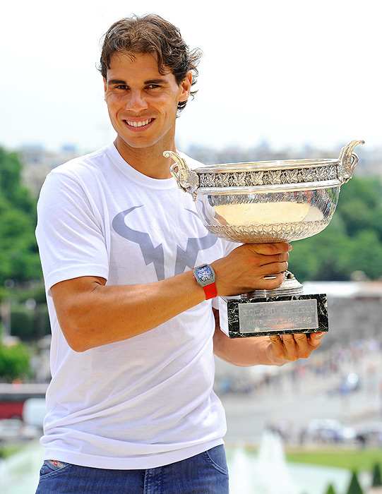rafael-nadal-trophy-3