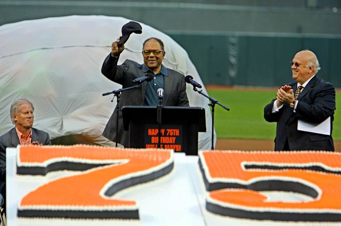 Willie-Mays-birthday-cake.jpg