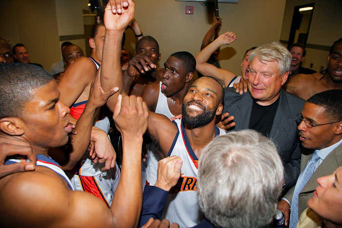2007-Golden-State-Warriors-Baron-Davis-Don-Nelson.jpg