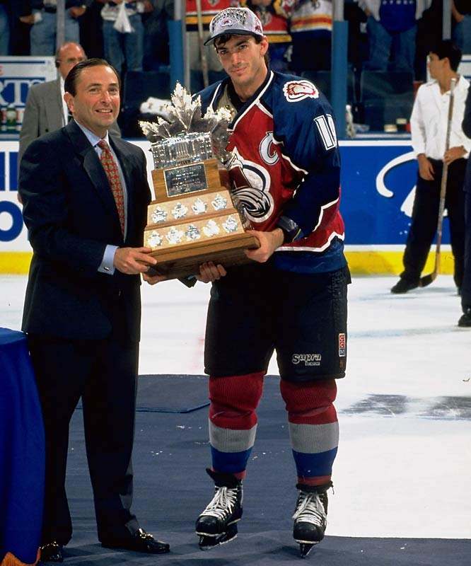 joe-sakic.jpg