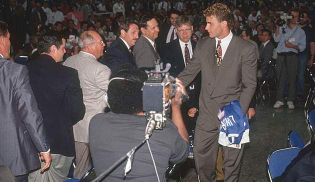 Lindros-draft-scott-levy.jpg