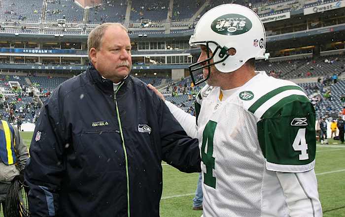 Former Packers Mike Holmgren and Brett Favre, in 2008 (Al Peirera/Getty Images)