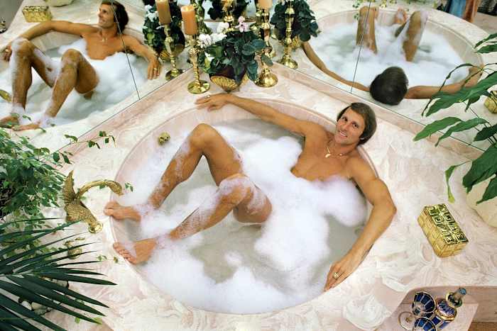 1983-Rick-Barry-hot-tub-016941762.jpg