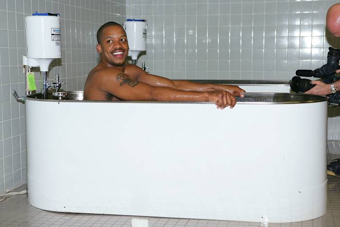 2005-Steve-Francis-hot-tub.jpg