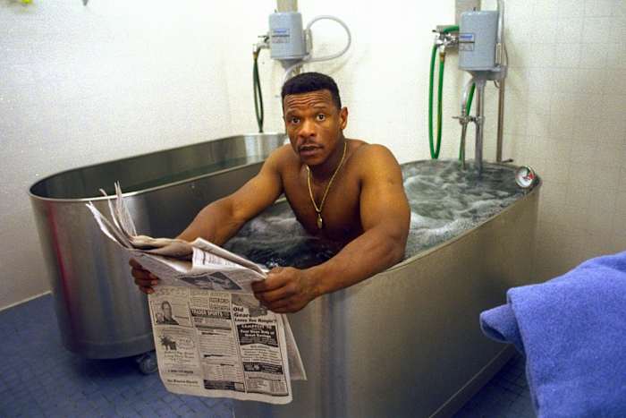 1998-Rickey-Henderson-whirlpool-05718717.jpg