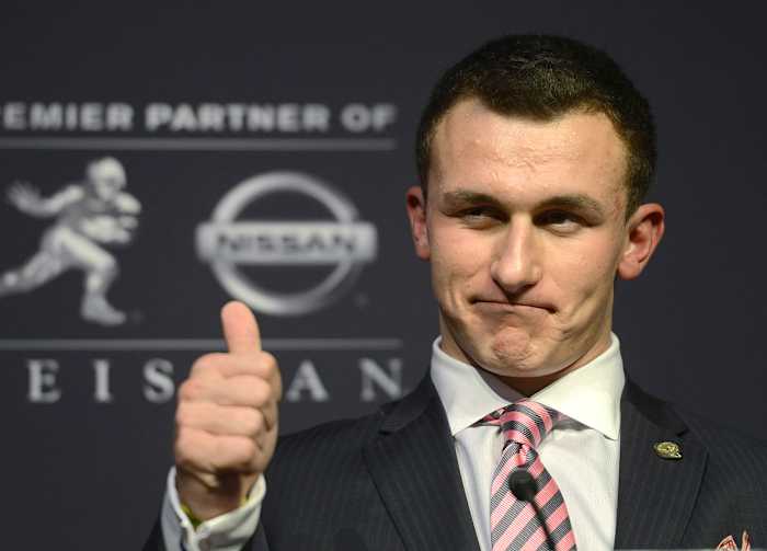 johnny-manziel-heisman-thumbs-up.jpg