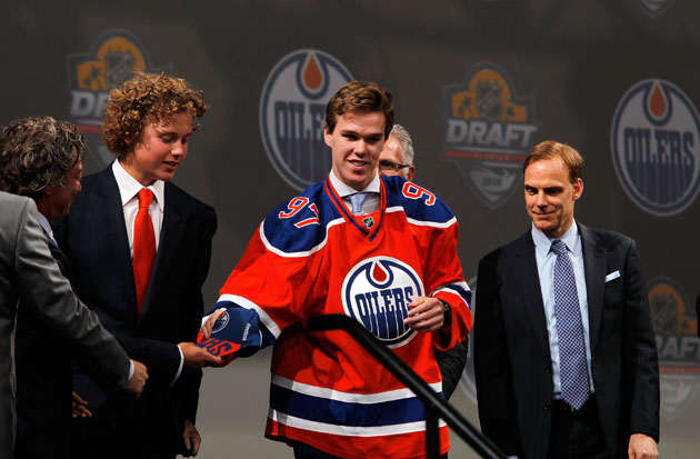 connor-mcdavid-draft.jpg