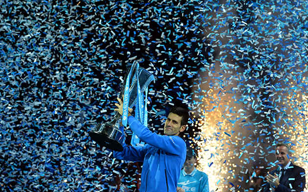 novak-djokovic-trophy-sportsman.jpg
