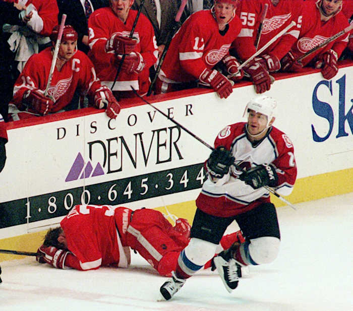 1996-Avalanche-Red-Wings-Claude-Lemieux-Kris-Draper.jpg