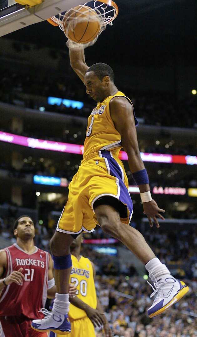 kobe-bryant-is-no-longer-great-dunk.jpg