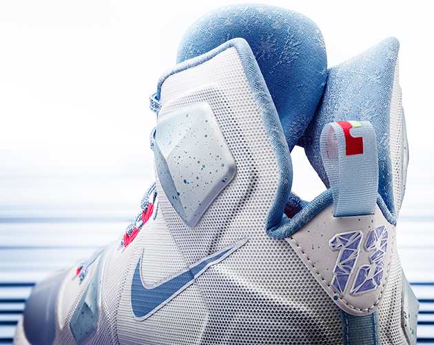 lebron-13-lebron-james-nba-christmas-day-shoes.jpg