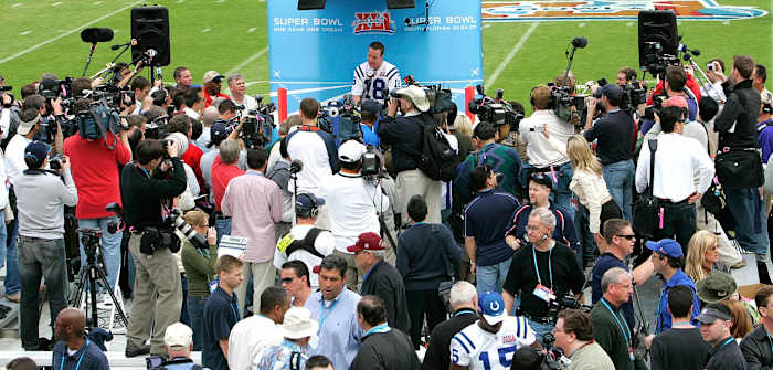2007-Super-Bowl-XLI-Media-Day-Peyton-Manning.jpg