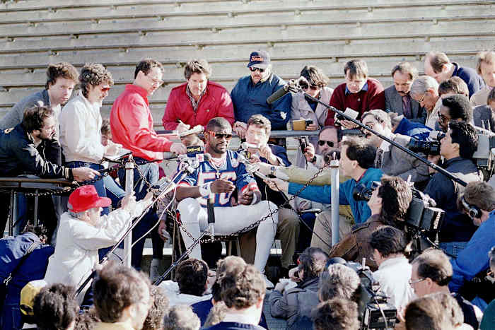 1987-Super-Bowl-XXI-Media-Day-Lawrence-Taylor.jpg