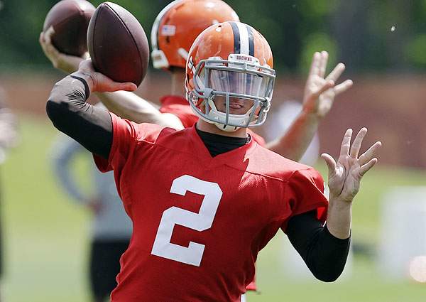 Johnny Manziel struggles at Cleveland Browns OTAs