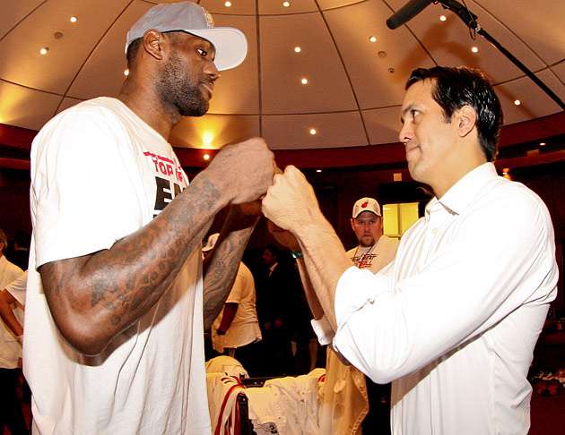 erik-spoelstra-lebron-james.jpg