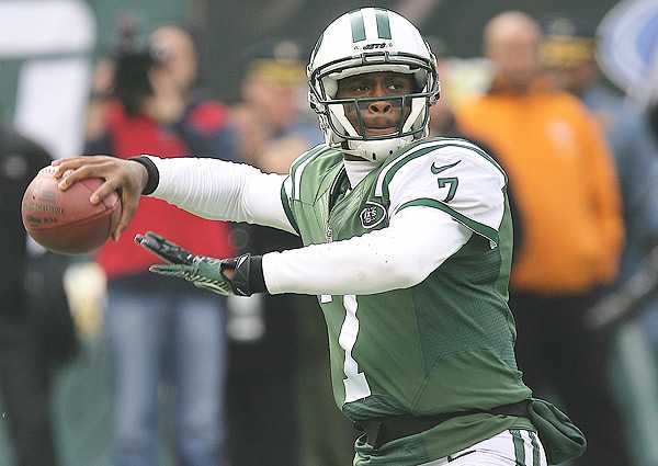 New York Jets QB Geno Smith has not thrown a touchdown since October.