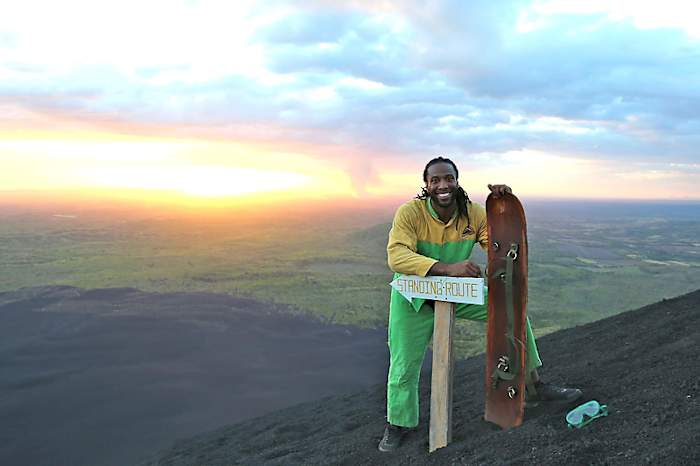 larry-fitzgerald-travelogue-2