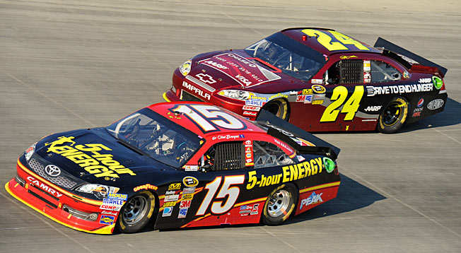 Fireworks between Clint Bowyer (15) and Jeff Gordon (24) now seem likely during the Chase.