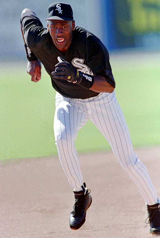 michael-jordan-white-sox%281%29.jpg